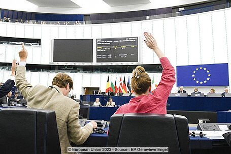 Blick in den Plenarsaal des EU Parlaments in Straßburg während der Abstimmung über die Rohstoffverordnung am 14. September 2023.