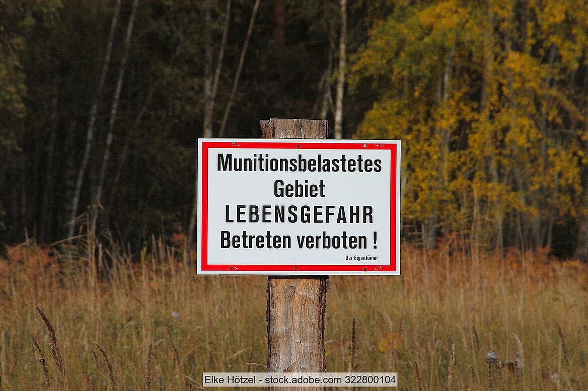 Schild warnt vor Altmunition