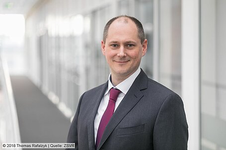 Alexander Dröge wird Generalsekretär der Zentralen Stelle