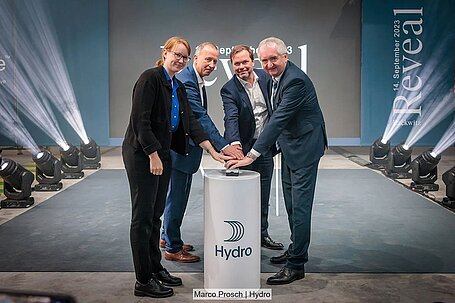 Einweihung dre neuen Hydro-Gießanlage in Rackwitz
