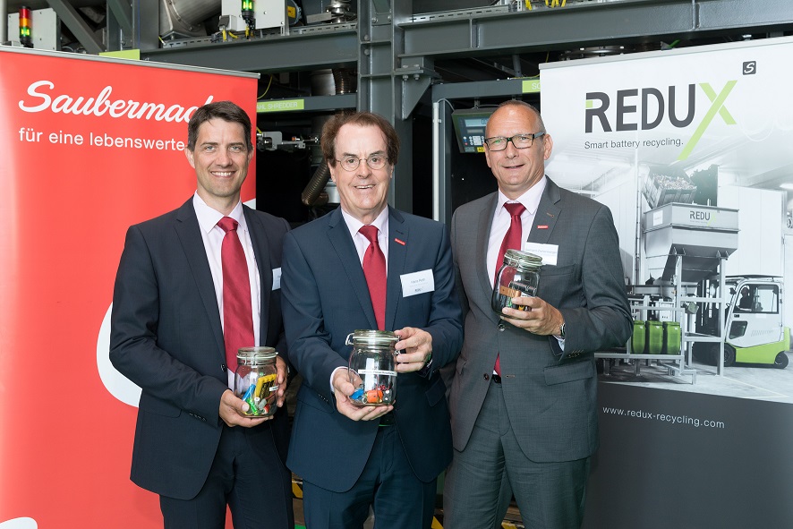 Saubermacher nimmt neue Recyclinganlage für Lithium-Ionen Batterien in Bremerhaven in Betrieb